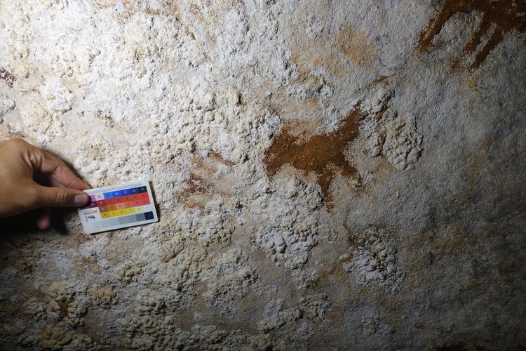 Lukisan cap tangan tertua di dunia, Menyusuri Gua di Sulawesi yang Menyimpan Lukisan Cap Tangan Tertua Dunia