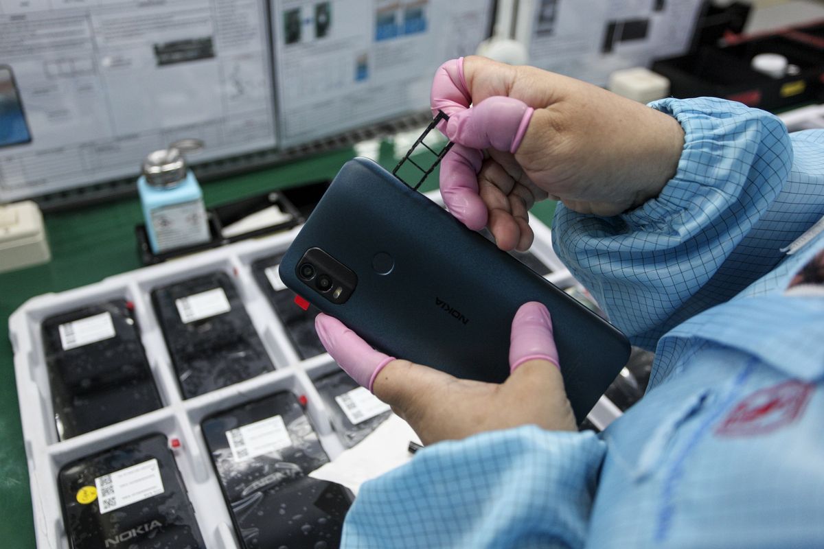 TrendForce, smartphone, Samsung, Apple, Xiaomi, Transsion, Oppo, Vivo, 6 Vendor HP yang Paling Produktif di Dunia, Samsung Teratas