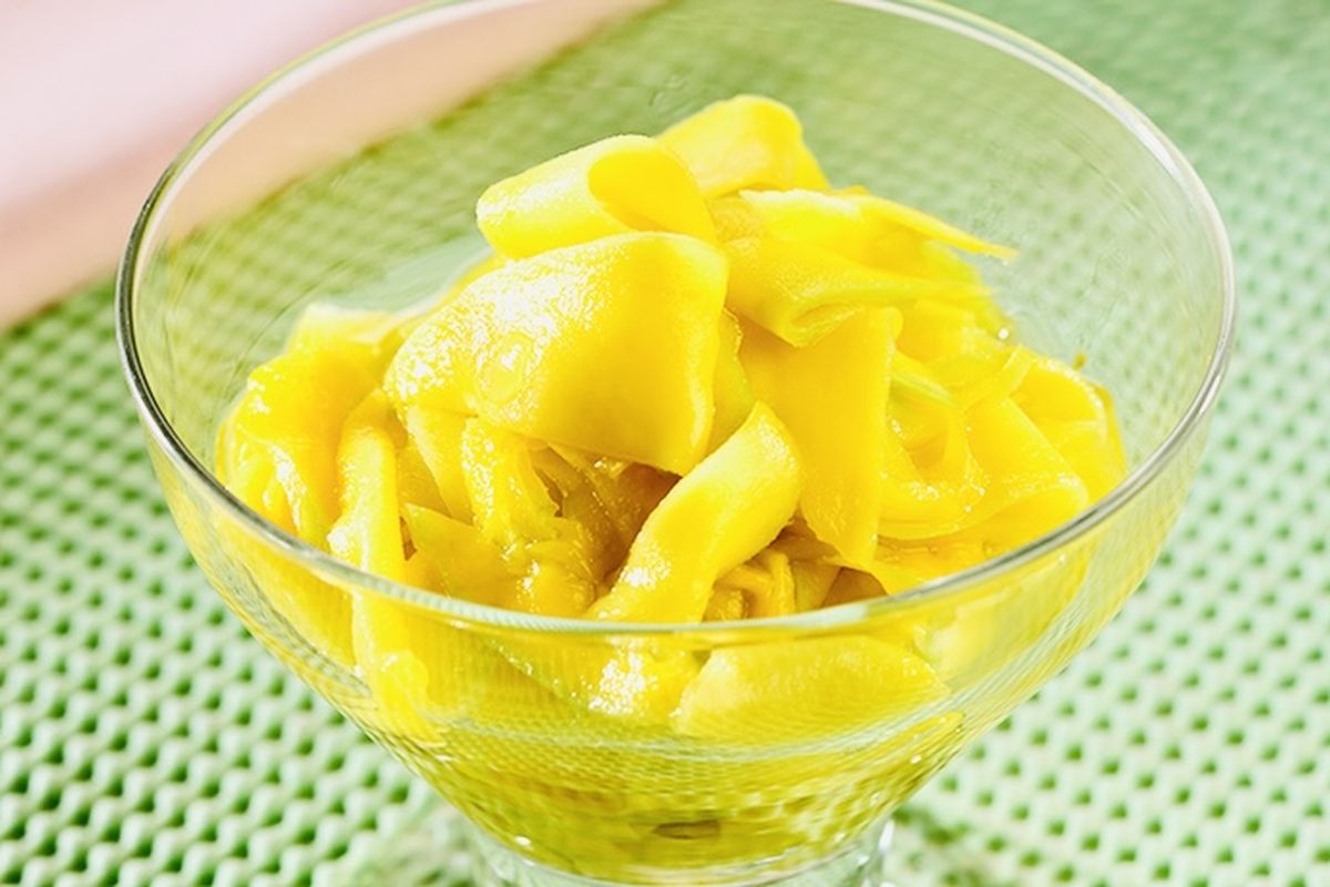 manisan, asam, hidangan, manisan mangga, Resep, segar, Resep Manisan Mangga, Hidangan Segar Asam Manis untuk Berbuka Puasa, Resep manisan mangga untuk 4 porsi, Bahan-bahan, Bahan sirup, Cara membuat manisan mangga