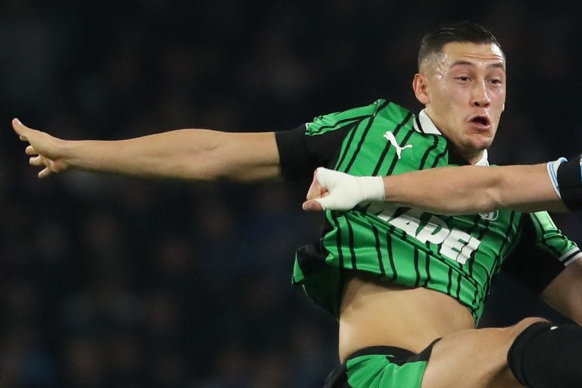 Jay Idzes, Liga Italia, Fiorentina, Sassuolo, Fiorentina vs Sassuolo, Liga Italia 2025-2026, Stefano Turati, Rating Jay Idzes Usai Hasil Fiorentina Vs Sassuolo 0-0