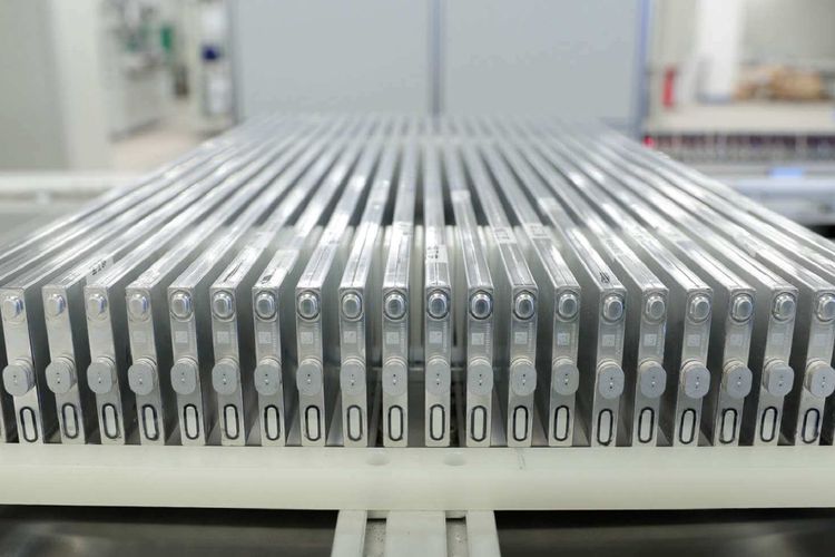 teknologi baterai, kendaraan listrik, mobil listrik, Tesla, baterai mobil listrik, Lithium Ferro Phosphate, Pakar: Teknologi Baterai Mobil Listrik Belum Matang