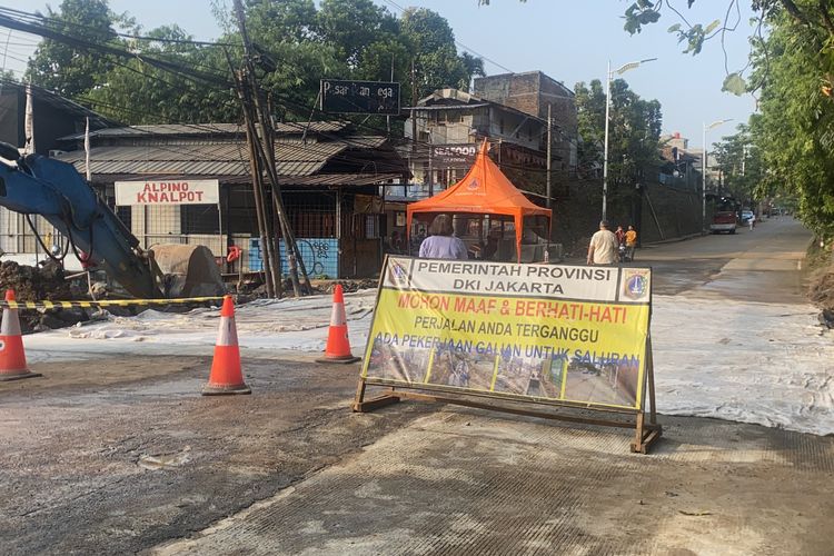 perbaikan jalan, Jalur Lenteng Agung Arah Depok Ditutup, Rute Transjakarta UI Berubah