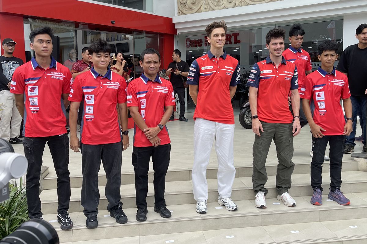 Honda HRC Castrol, Joan Mir dan Luca Marini di Bali: Selami Budaya, Terpesona Ogoh-ogoh