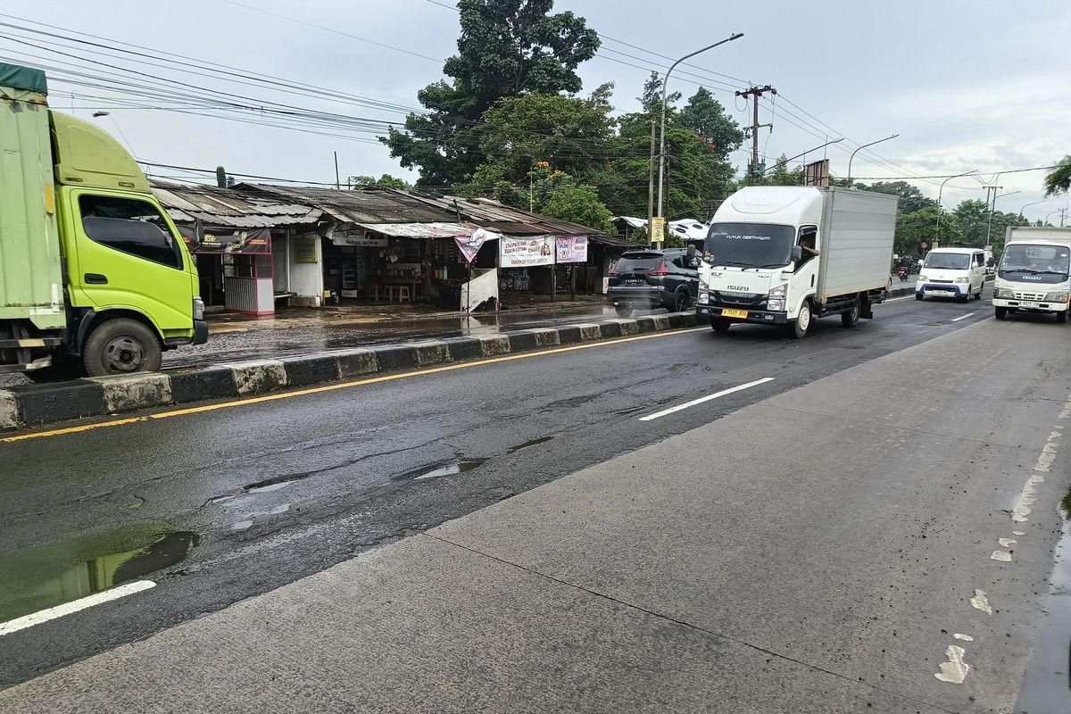 pelek, pelek pecah, Pelek Pecah karena Hantam Lubang, Mobil Bisa Langsung Melintir