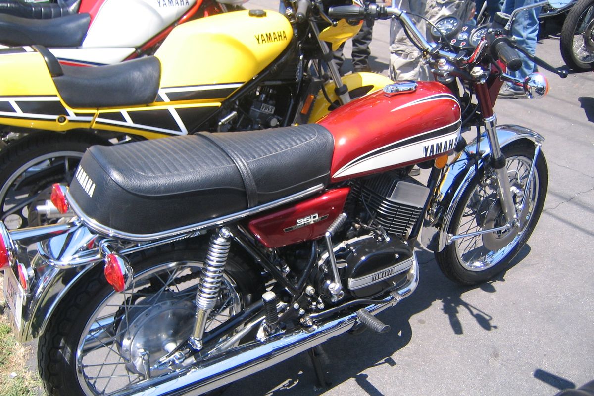 RD350, Yamaha, yamaha, motor legendaris, Yamaha RD350, Motor Legendaris Yamaha RD350: 2 Tak dan 2 Silinder