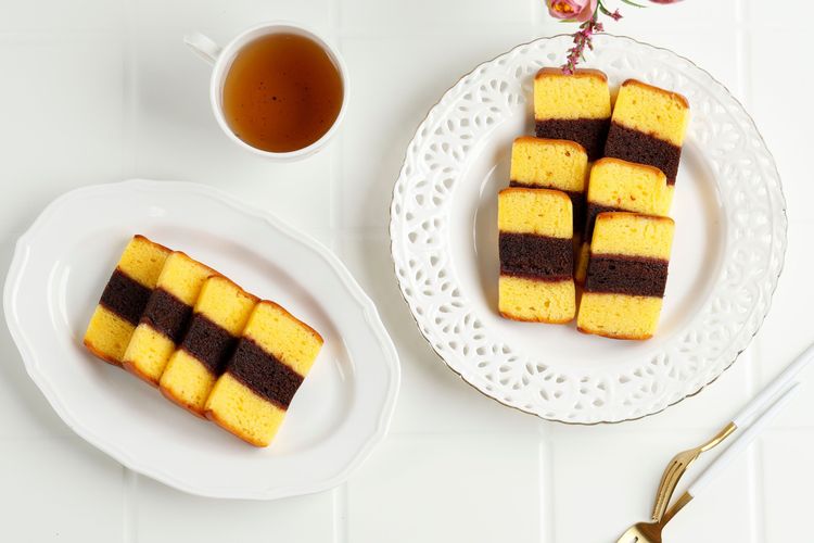 Lapis Surabaya, resep lapis surabaya ekonomis, lapis Surabaya 6 telur, lapis Surabaya lembut, Resep Lapis Surabaya Ekonomis, Pakai 6 Telur Hasilnya Tetap Lembut!