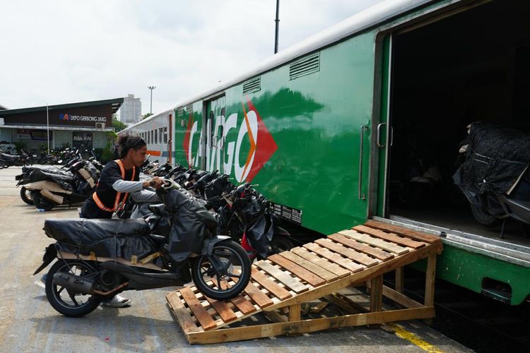 kemenhub, syarat, mudik gratis, Sepeda motor, Mudik Gratis Angkutan Motor dengan Kereta Dibuka, Cek Syaratnya