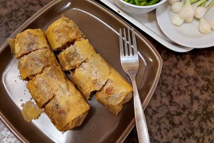 tempat makan di Semarang, sarapan di Semarang, Kuliner Semarang, tempat makan di semarang, sarapan di semarang, makan malam di semarang, soto di semarang, kulineran di Semarang, makan siang di Semarang, Kulineran Sehari di Semarang, Ini 10 Tempat Makan yang Wajib Dicoba!