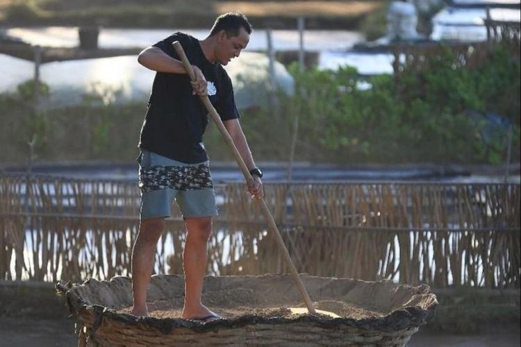 wisata, destinasi wisata, Liburan Sambil Peduli Bumi, Ini 7 Wisata Ramah Lingkungan di Indonesia, 1. Desa Wisata Les, Buleleng, Bali, 2. Desa Wisata Krebet, Bantul, Yogyakarta, 3. Desa Wisata Jatiluwih, Tabanan, Bali, 4. Ekowisata Tangkahan, Langkat, Sumatera Utara, 5. Tambling Wildlife Nature Conservation, Lampung, 6. Taman Nasional Tanjung Puting, Kalimantan Tengah, 7. Pulau Macan Eco Lodge, Kepulauan Seribu