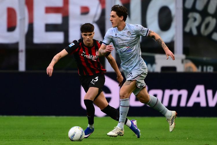 AC Milan, Udinese, Adrien Rabiot, Adrien Rabiot Sebut AC Milan Kehabisan Bensin di Putaran Kedua Serie A 2025-2026 