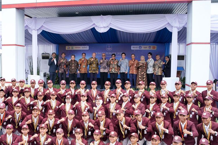 TMMIN, Toyota Motor Manufacturing Indonesia, Toyota, toyota Indonesia, AKTI, Akademii Komunitas Toyota Indonesia, Satu Dekade AKTI, Toyota Cetak SDM Vokasi Berdaya Saing Global