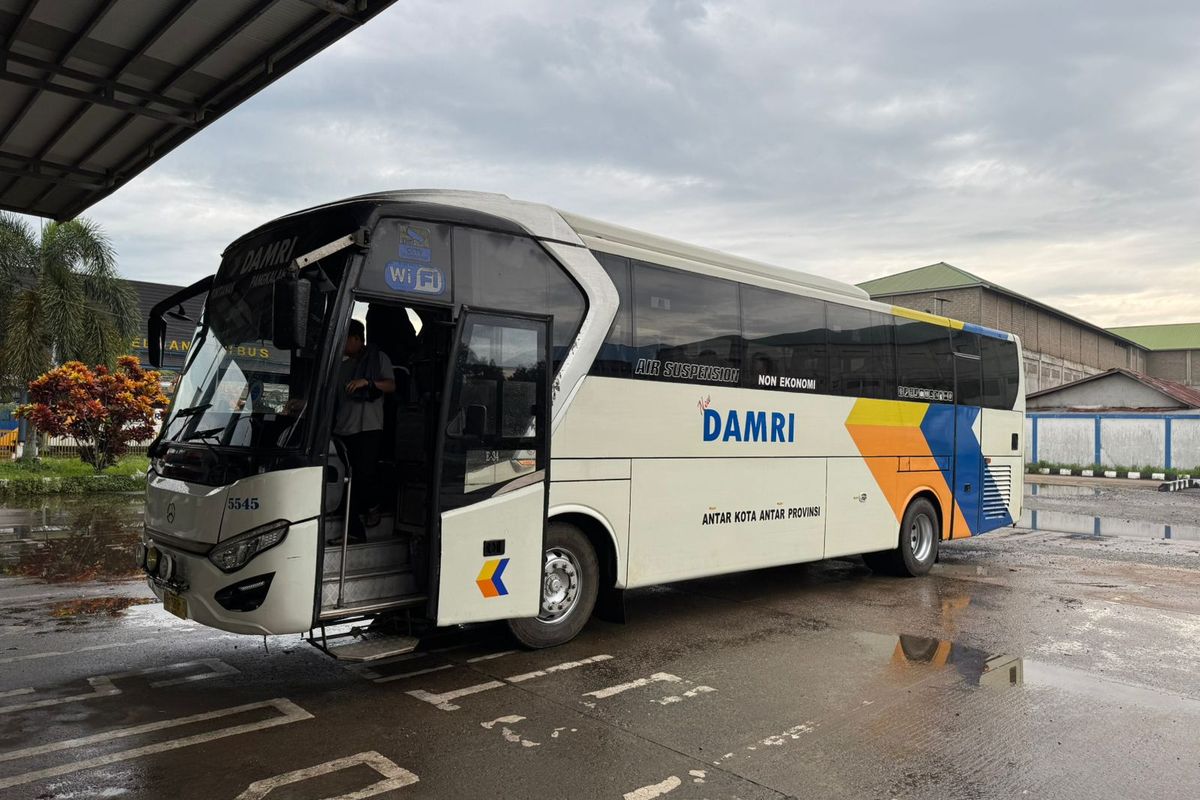 DAMRI, Damri, Libur Nataru 2025, redbus people choice awards 2025, DAMRI Akan Tambah Armada untuk Libur Akhir Tahun