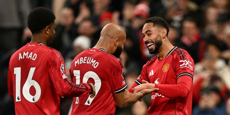 Liga Inggris, Arsenal, Man United, Manchester United, Bryan Mbeumo, Patrick Dorgu, Matheus Cunha, Lisandro Martinez, Mikel Merino, Hasil Arsenal Vs Man United 2-3: Roket Dorgu, Gol Cunha Jadi Penentu