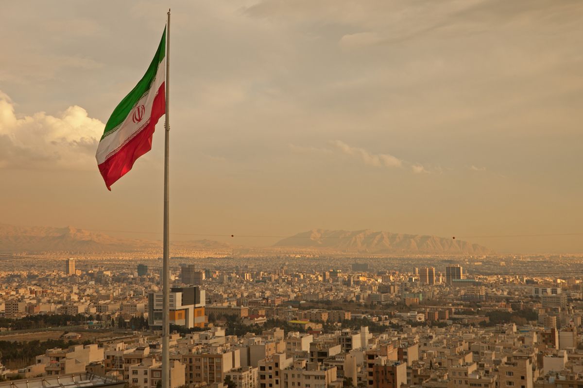 Bandara Imam Khomeini, Bandara Imam Khomeini di Iran Buka Lagi dan Layani Penerbangan Internasional, Penerbangan internasional di Iran mulai mengudara, Dampak konflik AS–Israel dan Iran, Upaya diplomatik terus berjalan, Peluang dialog langsung masih kecil