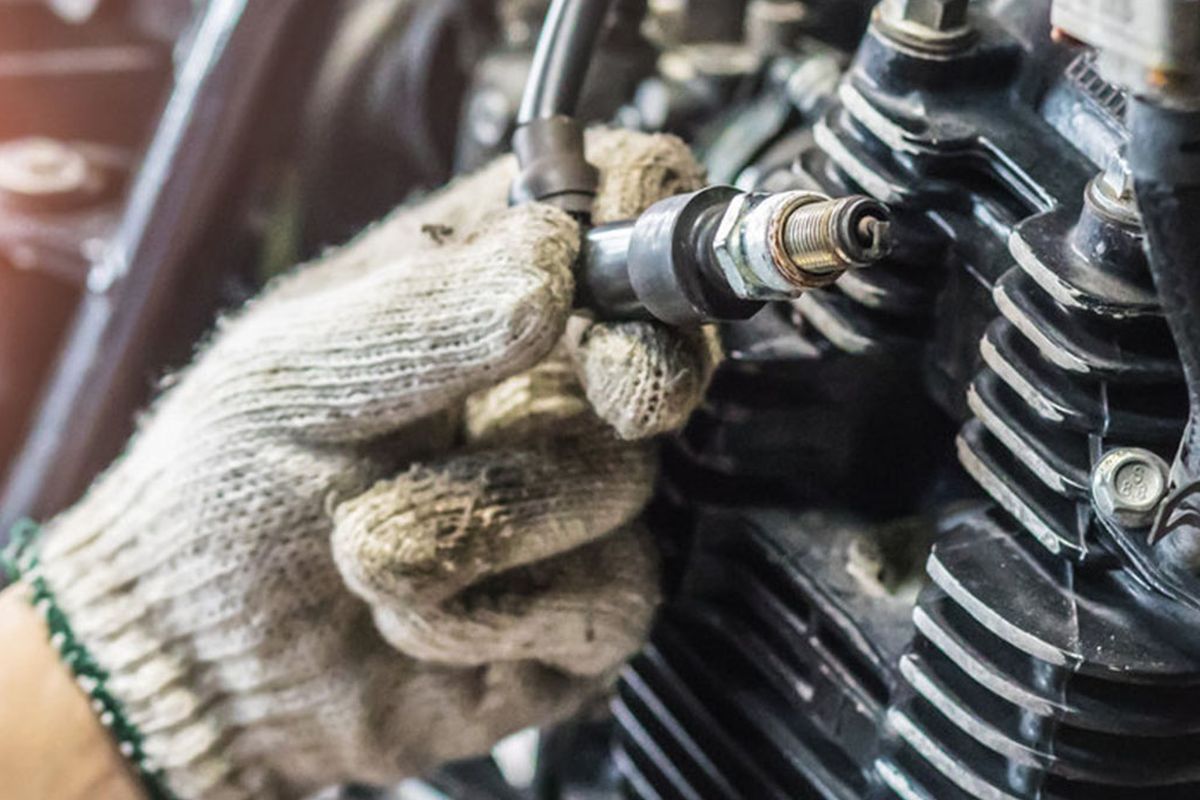 performa motor, penggantian busi, Tips Perawatan, busi motor, Kapan Harus Ganti Busi Motor? Ini Jawabannya