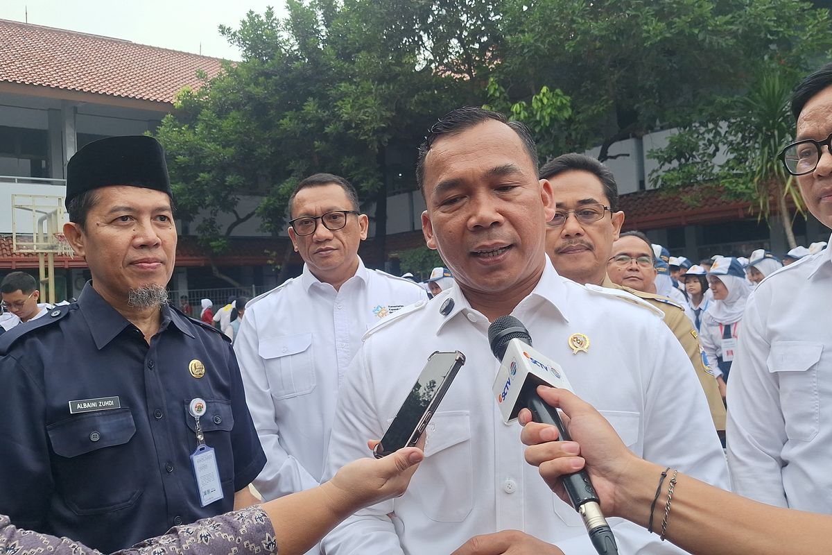 BKKBN, fatherless, Fatherless, hari pertama masuk sekolah, MPLS, remaja Indonesia, Penyebab Remaja Indonesia Alami Fatherless Ini Kata BKKBN, Apa Solusi BKKBN Atasi Masalah Fatherless, Penyebab 20,9 Persen Remaja Indonesia Alami Fatherless? Ini Kata BKKBN