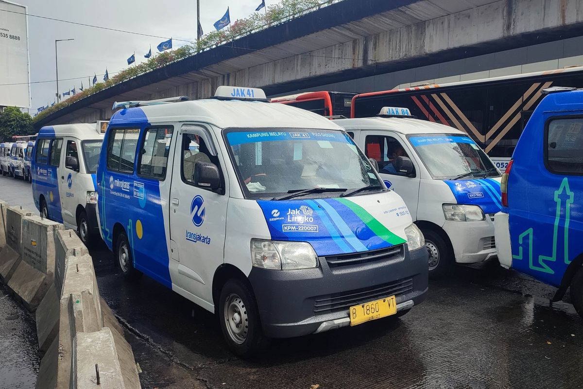 Pramono Anung, Mikrotrans, Jaklingko, sopir JakLingko, kendaraan umum, mikrotrans, sopir jaklingko, Pramono Akan Pecat Sopir Jaklingko yang Ugal-ugalan