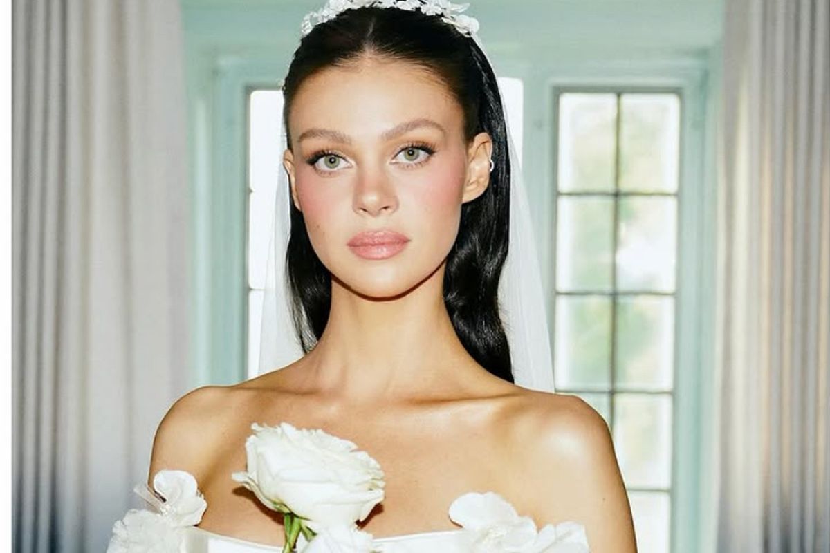 Nicola Peltz, Nicola Peltz Beckham, Sosok Istri Brooklyn Beckham yang Jadi Sorotan, Keluarga Peltz: Keberhasilan dalam bisnis dan kehidupan pribadi, Karier di dunia hiburan: Dari aktris hingga sutradara, Pernikahan mewah dengan Brooklyn Beckham, Perjalanan cinta yang terus bergulir