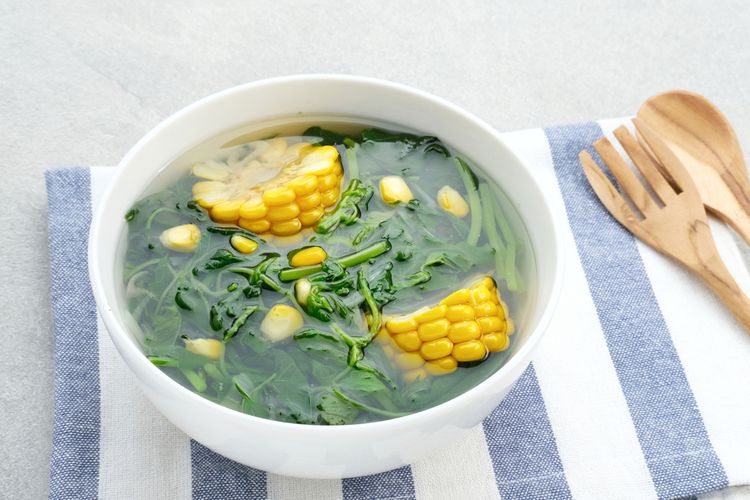 bayam, sayur bayam, Memanaskan ulang sayur bayam, Sayur Bayam Tidak Boleh Dipanaskan Ulang, Mitos atau Fakta?, Mitos atau fakta tentang bayam dan nitrat, Risiko nutrisi hilang karena pemanasan, Tips mengolah bayam yang aman, Kesimpulan