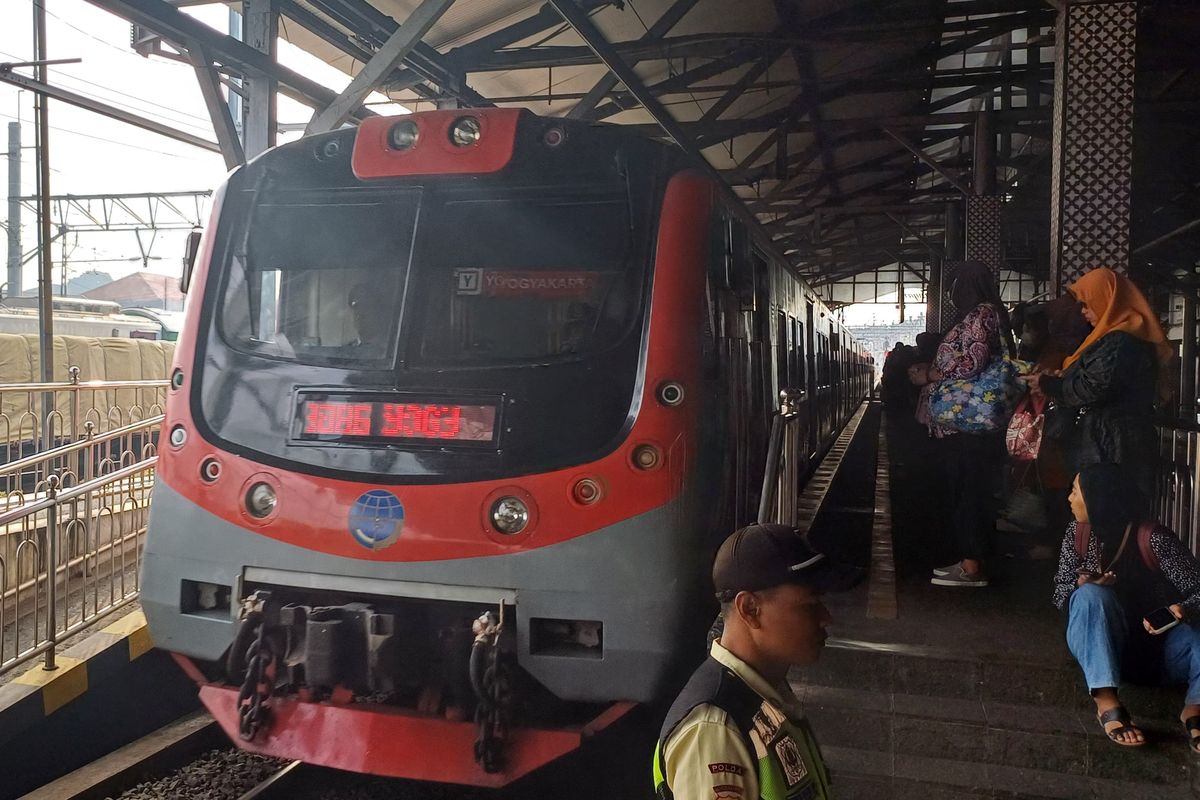 Stasiun Lempuyangan, KRL Jogja-Solo, jadwal KRL Jogja-Solo, stasiun tugu yogyakarta, Jadwal KRL Jogja-Solo Minggu, 23 November 2025 dari Stasiun Tugu dan Lempuyangan ke Solo