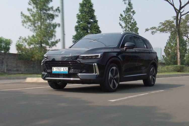 Polytron G3, Polytron G3 Plus, review polytron g3, tes lengkap Polytron G3, Ulasan Lengkap Polytron G3 dan G3+: Mobil Listrik Kelas Premium, Desain Eksterior dan Interior Polytron G3+, Spesifikasi dan Fitur Polytron G3+, Rasa Berkendara Polytron G3+, Biaya Kepemilikan Polytron G3+