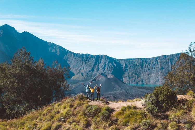 Gunung Rinjani, Asyik! Pendakian Rinjani Buka Lagi 1 April 2026