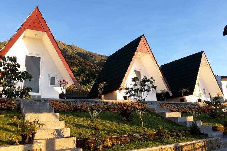 itinerary magelang seharian, wisata magelang long weekend, tempat wisata magelang hits, liburan keluarga di magelang, Itinerary Seharian di Magelang, Weekend Seru nan Sejuk, Awang Awang Sky View, Wisata Terasering Sitegong, Javanica Park, Wisata Gethek Bambu, Linggarjati Joglo