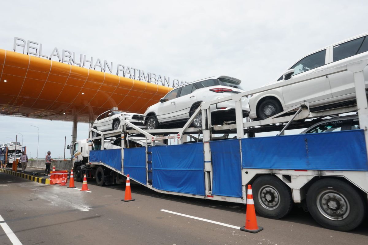 ekspor, ekspor mobil, Ekspor, Gaikindo, penjualan mobil, Ekspor Mobil, kendaraan bermotor, Ekspor Mobil RI Melambat Oktober 2025, CKD Tancap Gas