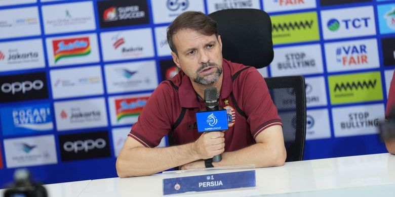 Persib, Bojan Hodak, Persija Jakarta, Mauricio Souza, Super League, Persib Bandung, Persija, Hormati Momen Idul Fitri, Bojan Hodak dan Mauricio Souza Bebastugaskan Pemain Selama Sepekan