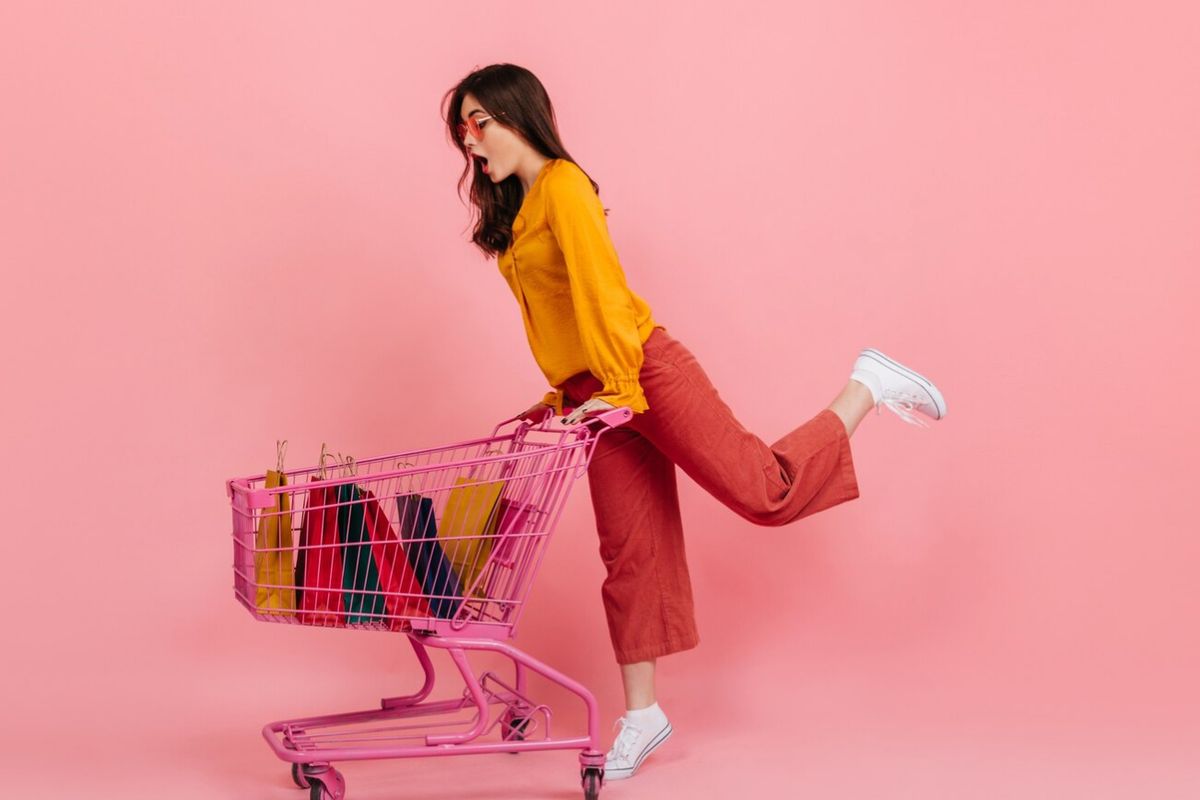 promo kemerdekaan, promo agustus, promo 17 agustus 2025, promo brand fashion, promo sepatu, Masih Berlaku Hari Ini, Intip Promo Kemerdekaan Brand Fashion hingga 70%, 1. H&M, 3. Sun & Sand Sports, 4. Hush Puppies, 5. Uniqlo, 6. Triumph, 8. Adidas, 9. Timberland