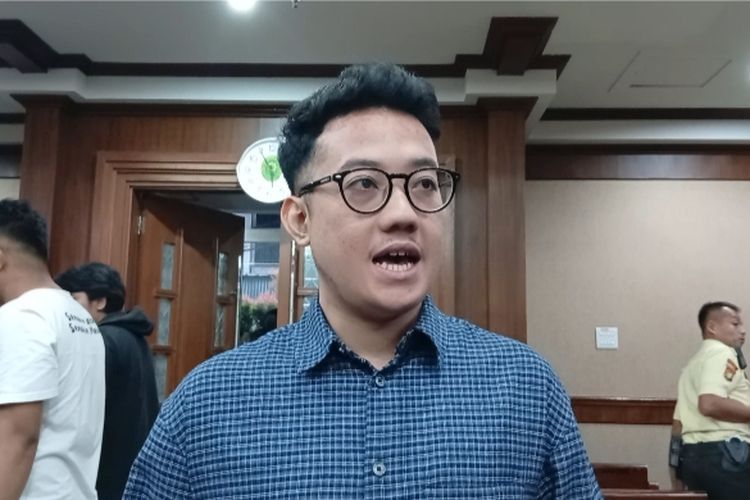 Delpedro, Delpedro Marhaen, tahanan politik, kebebasan berpendapat, Divonis Bebas, Delpedro Marhaen Tagih Janji Yusril Ihza Mahendra Soal Sikap 