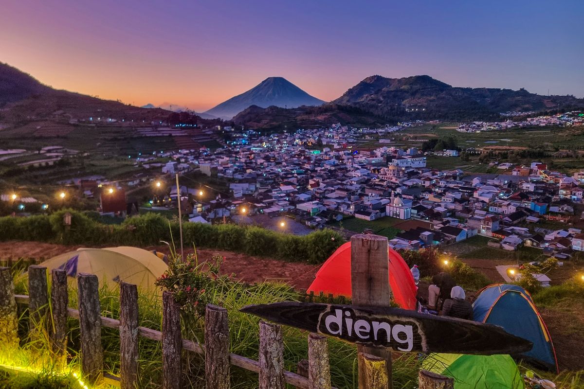kemarau, musim kemarau, musim kemarau 2025, wisata musim kemarau, tempat wisata musim kemarau, 6 Pilihan Wisata yang Pas Saat Musim Kemarau, Tetap Adem dan Nyaman, 1. Kawasan Dataran Tinggi, 2. Tempat Wisata Indoor dengan AC, 3. Taman Kota yang Rindang, 4. Kolam Renang dan Pemandian Alami, 5. Air Terjun di Pegunungan, 6. Jalur Pendakian Gunung