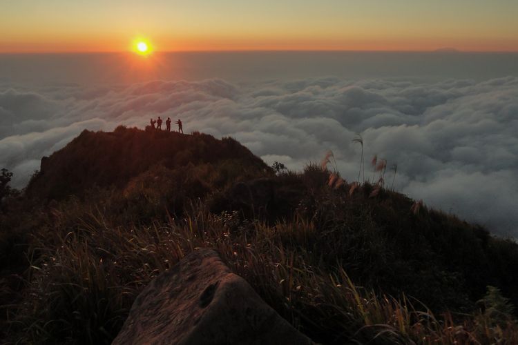 Gunung Ungaran, Video Viral Bayi Diduga Hipotermia di Gunung Ungaran, Petugas Jelaskan Kronologinya