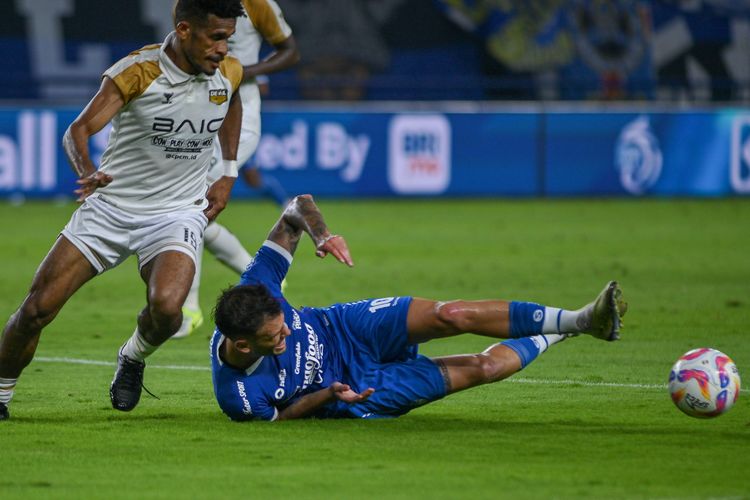 Persib Bandung, Dewa United, Super League 2025-2026, Bojan Hodak, Jan Olde Riekerink, Persib Bandung vs Dewa United, Persib Bandung Vs Dewa United, Hodak Heran dengan Peringkat Lawan