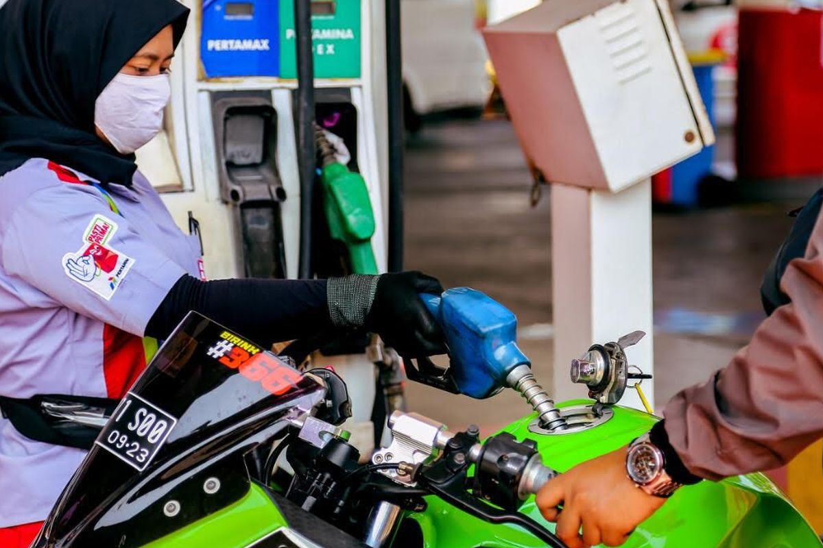 Pertamax, BBM nonsubsidi, SPBU swasta, Pemerintah Masih Kaji Kenaikan Harga Pertamax Cs