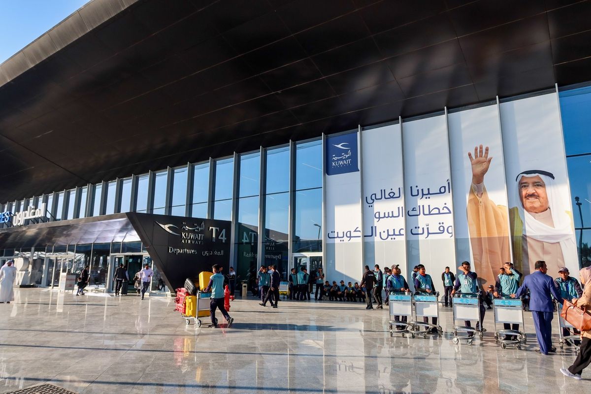Kuwait, Ruang Udara Kuwait Dibuka Lagi, Penerbangan Dimulai Bertahap