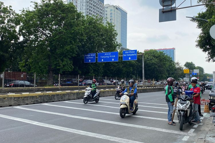 pelanggaran, Operasi Zebra Jaya 2025, pelanggaran lalu lintas, Tilang Elektronik, ETLE, Angka Pelanggaran Lalu Lintas di Jakarta Lampaui 500.000 Kasus