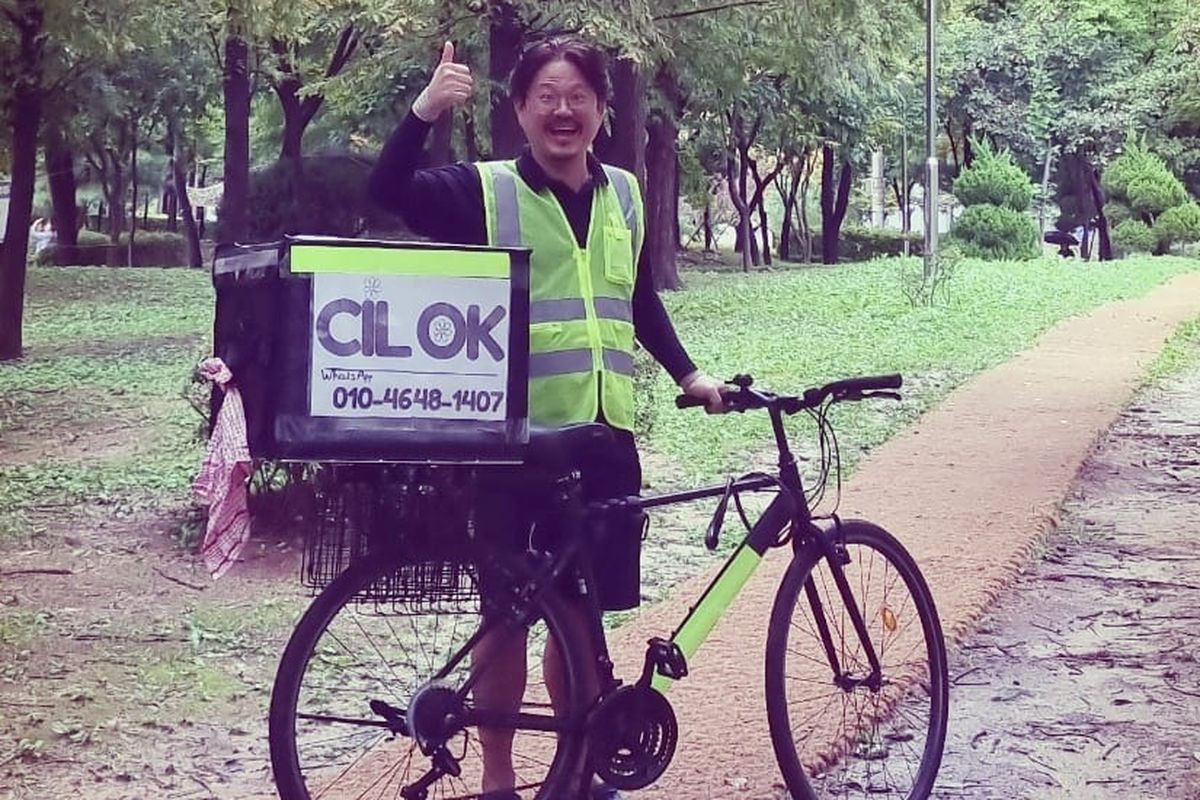 cilok di korea selatan, cerita penjual cilok di korea selatan, penjual cilok di korea selatan, cilok viral di korea selatan, jajanan viral 2025, Belum Seminggu Jualan, Pedagang Cilok di Korea Viral di TikTok