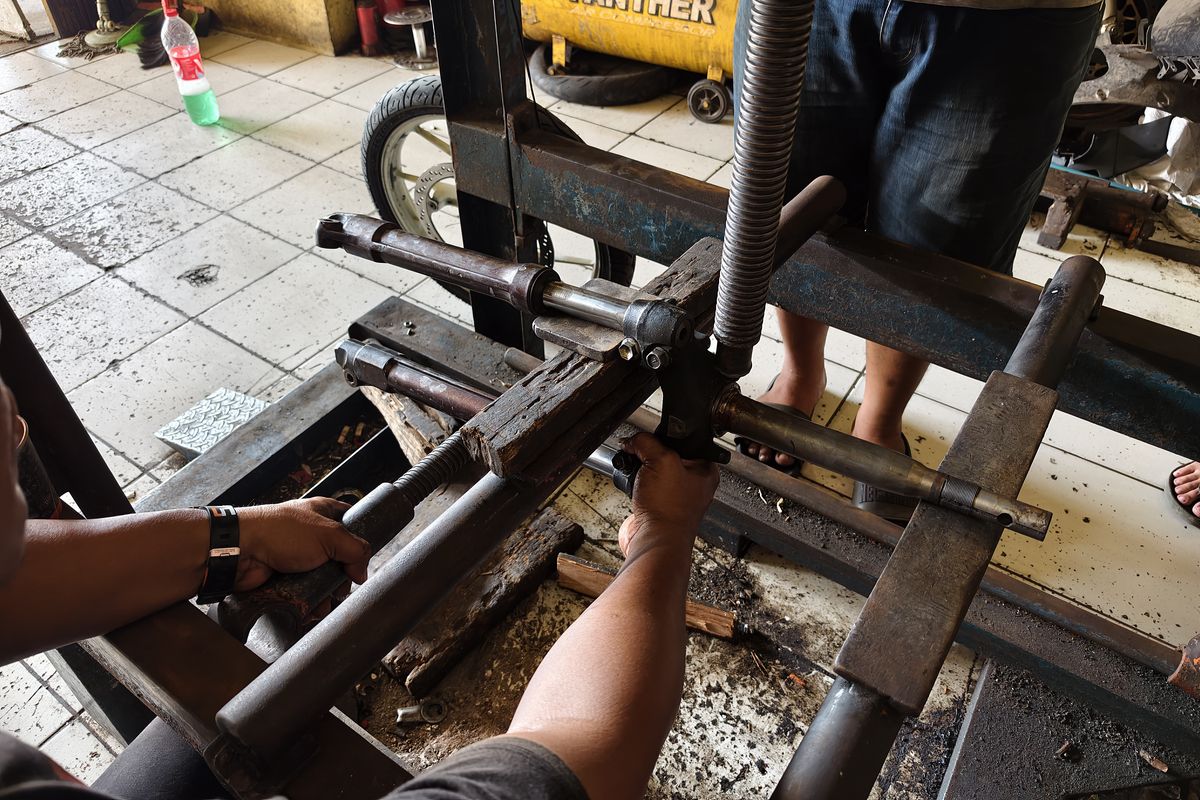 motor matik, segitiga motor, Penyebab Segitiga Motor Matik Sekarang Gampang Bengkok dan Melintir