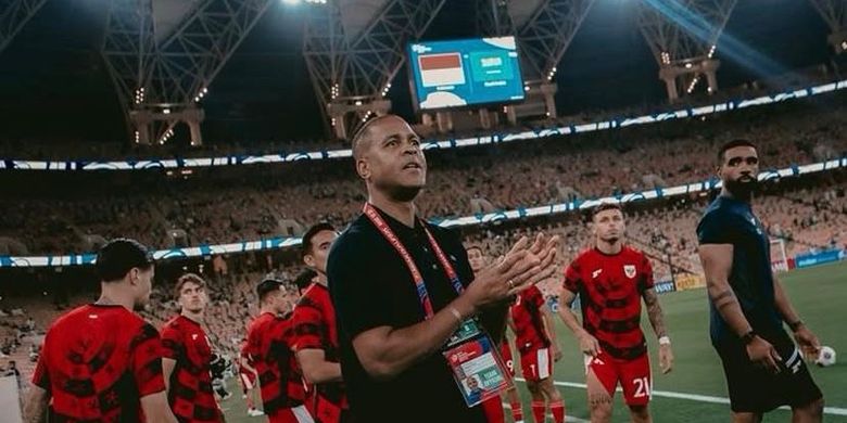 Indonesia, Patrick Kluivert, Timnas, Olympiakos, UEFA Youth League, Piala Dunia 2026, Barcelona, barcelona u19, Timnas Indonesia, PSSI, Shane Kluivert, Olympiakos U19, Patrick Kluivert Nonton Laga Barcelona Usai Tak Lagi Latih Timnas Indonesia
