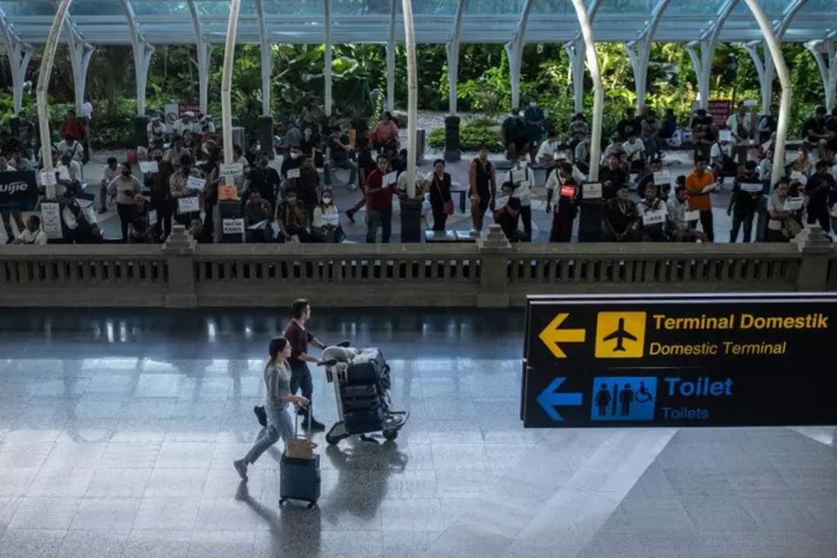 Bali, Cuaca Ekstrem di Bali, 5 Penerbangan di Bandara Ngurah Rai Terdampak, Ada yang Dialihkan ke Makassar