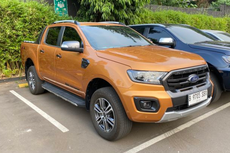 mobil tahan banjir, Mobil tahan banjir, rekomendasi mobil tahan banjir, mobil ground clearance tinggi, Rekomendasi Mobil Berkaki Jenjang untuk Hadapi Genangan Air