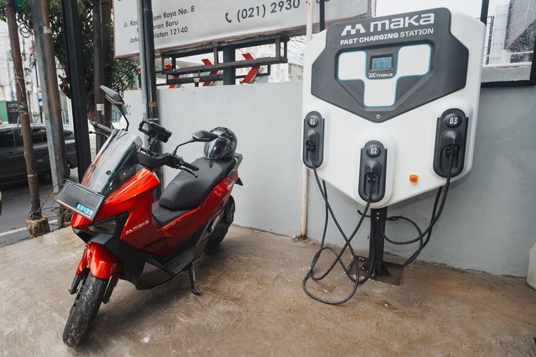 Aismoli, Kementerian Perhubungan, penjualan motor listrik, SRUT KBLBB, Penjualan Motor Listrik 2025 Turun 28,6%