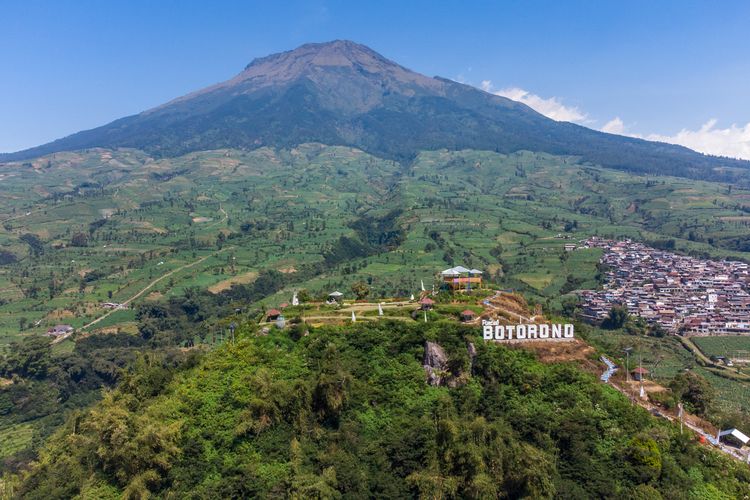 shalat idul adha 2025, shalat idul adha di wonosobo, wisata sekitar lapangan garung wonosobo, Wisata Dekat Lapangan Garung Wonosobo, Kunjungi Usai Shalat Idul Adha, 1. Embung Kledung, 2. Posong, 3. Puncak Botorono, 4. Embung Bansari, 5. Sigandul View, 6. Kebun Teh Tambi