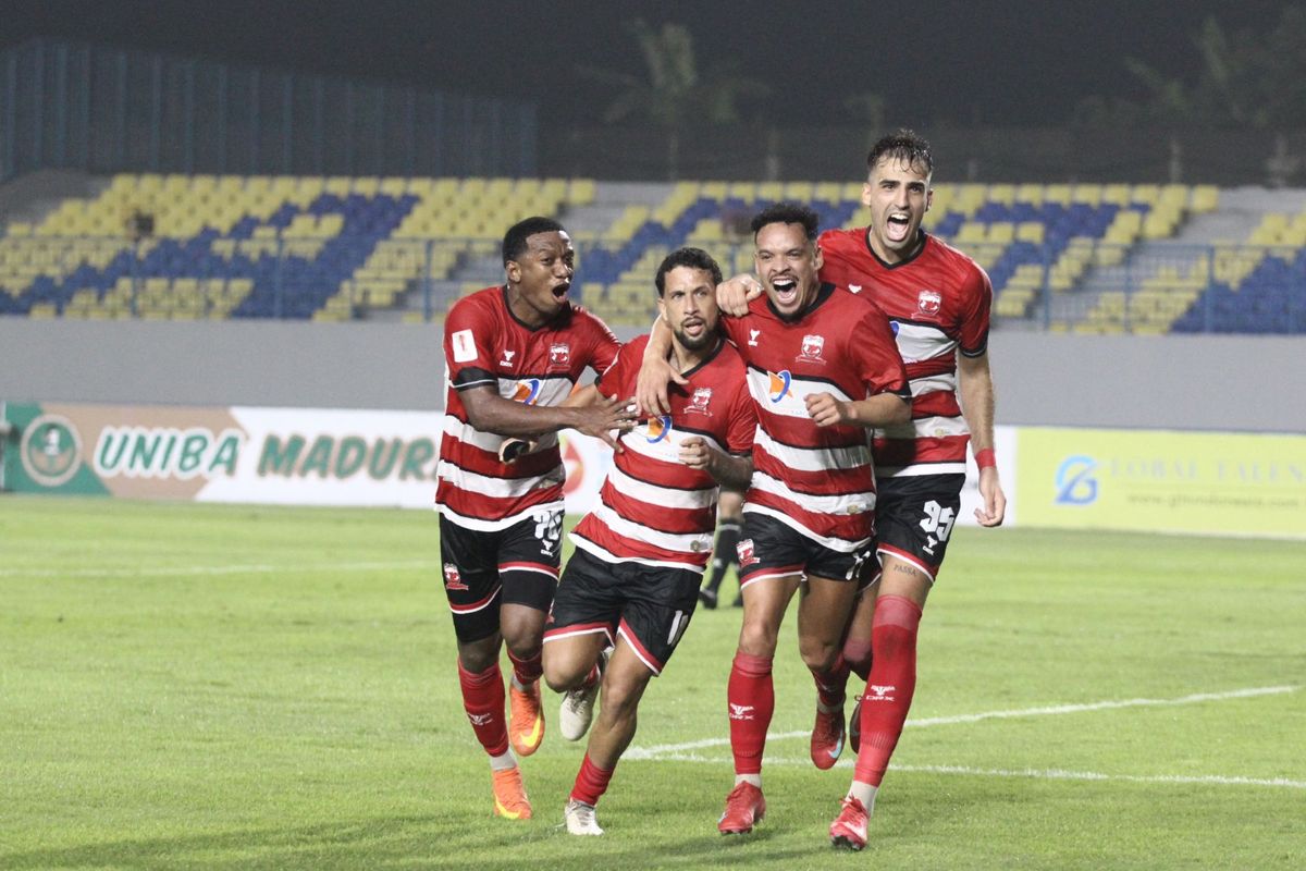Madura United, Persis Solo, Madura United Vs Persis Solo, bri super league 2025, link live streaming madura united vs persis, pertandingan madura united, Link Live Streaming Madura United vs Persis, Modal Tren Positif Pramusim