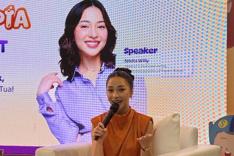 Nikita Willy, peran ayah, Nikita Willy Soroti Peran Ayah Sebagai Role Model Anak