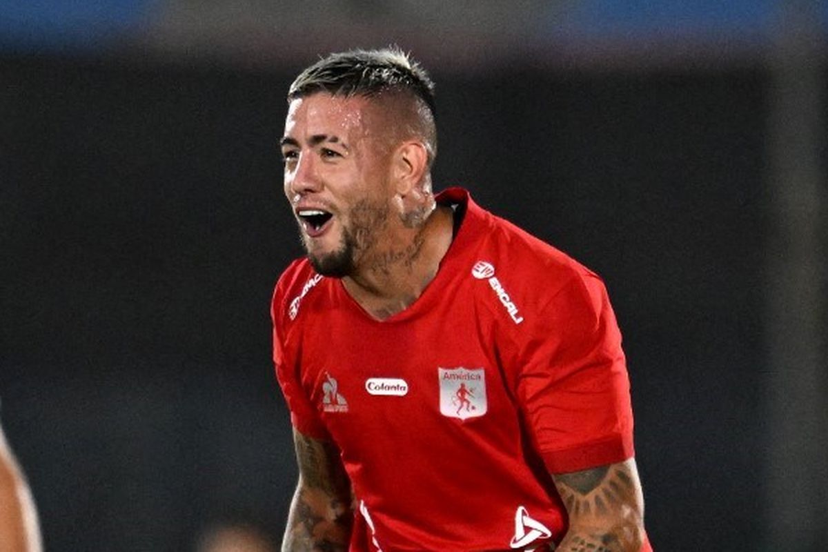 Malaysia, FIFA, Rodrigo Holgado, skandal naturalisasi timnas malaysia, pemain naturalisasi timnas malaysia, america de cali, Rodrigo Holgado Disanksi FIFA, America de Cali Angkat Bicara