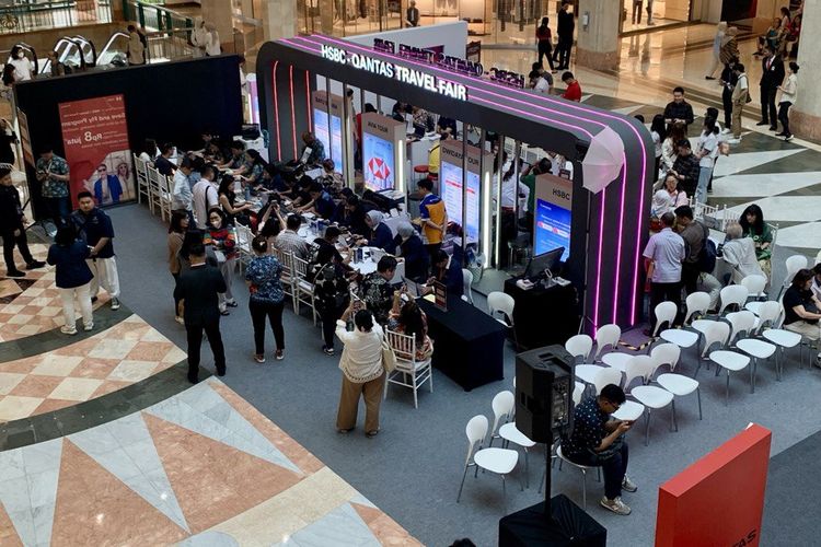 HSBC Qantas Travel Fair 2025, promo tiket pesawat, tiket pesawat murah, promo  HSBC Qantas Travel Fair 2025, diskon  HSBC Qantas Travel Fair 2025, Tips dan Trik Berburu Tiket Pesawat Murah di HSBC Qantas Travel Fair 2025