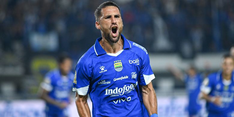 Super League, Persib, Bojan Hodak, Federico Barba, Luciano Guaycochea, Persib Bandung, PSM vs Persib: Bojan Hodak Optimistis meski Tanpa Dua Pemain Inti