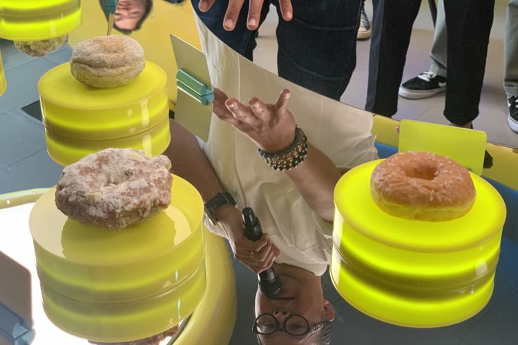 butter baby blok m, butter baby jakarta, butter baby toko apa, menu donat butter baby, donat opor ayam butter baby, Ada Donat Opor Ayam di Blok M, Bentuknya Mirip Fried Chicken